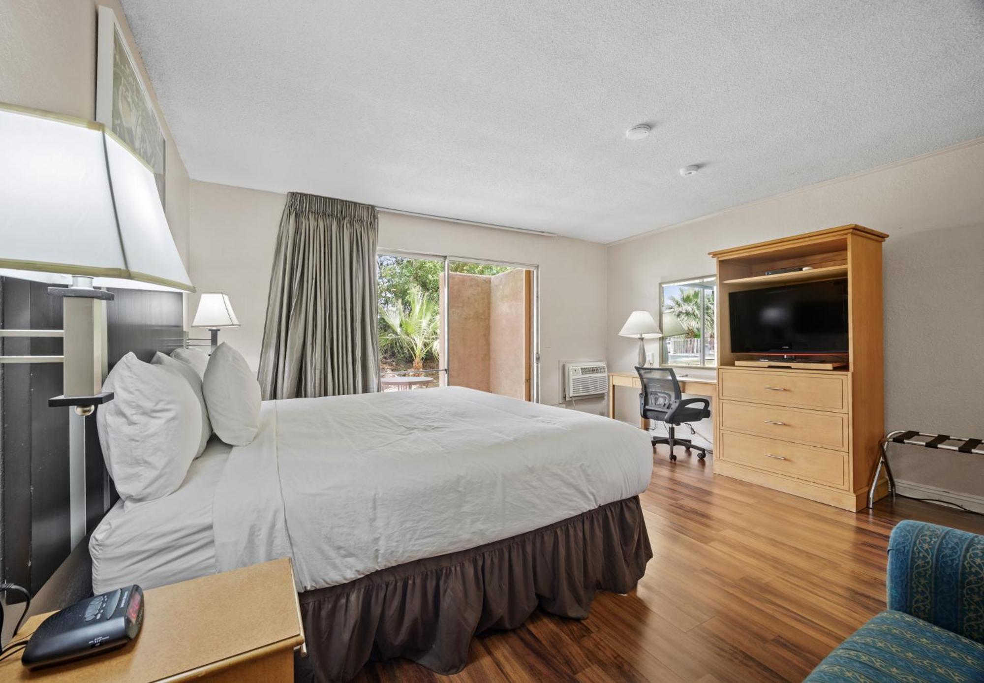 Sol Springs Inn Cathedral City Bagian luar foto